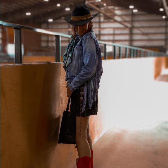 Idyllwind Rodeo Rebel Embossed Fringe Trucker Jacket - Picture 9 of 10